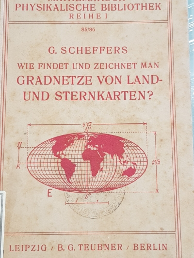 Copertina  Wie findet und zeichnet man Gradnetze von Land- und Sternkarten?